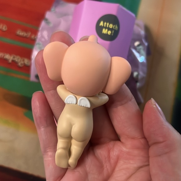 Sonny Angel HIPPERS Dreaming Series - Elephant - Picture 3 of 3